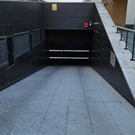 Playa Poniente Con Parking Incluido